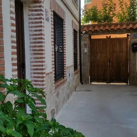 La Plazuela Navaluenga