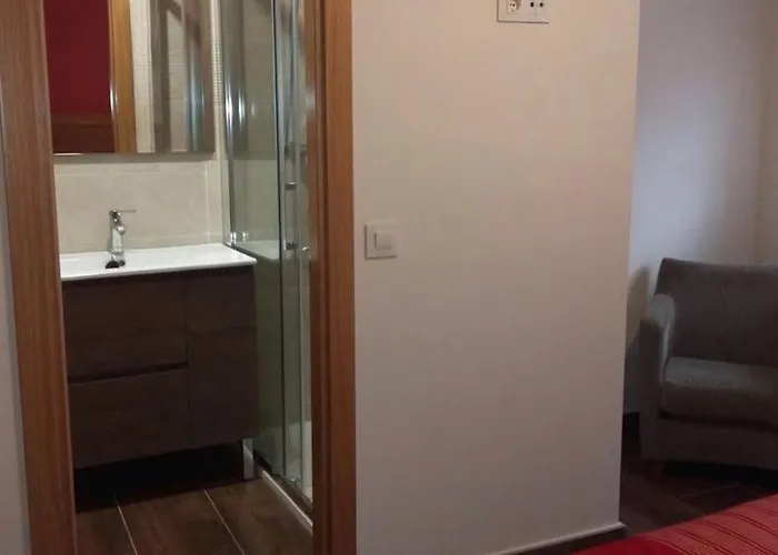 La Plazuela * 나발루엔가